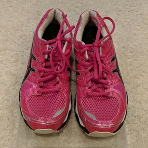 Asics pink running shoes